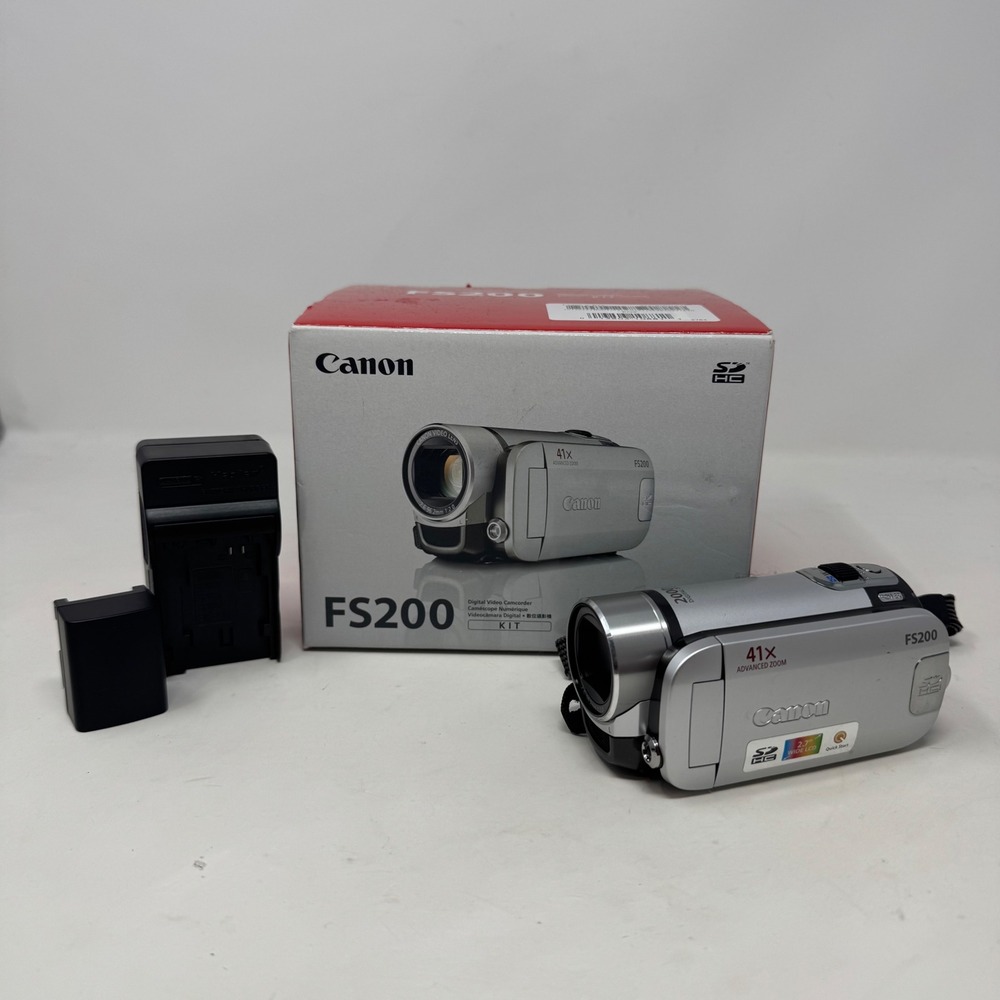 Canon FS200 Silver Digital Video Camcorder 41x Advanced Zoom w/ Battery/Charger
